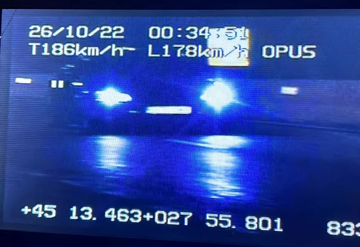 Aparatul radar l-a înregistrat pe tânăr când circula cu 186 de kilometri pe oră FOTO IPJ Brăila