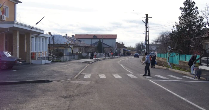 Drumul judeţean a fost reabilitat cu fonduri guvernamentale şi cu fonduri ale Consiliului Judeţean FOTO CJ Tulcea