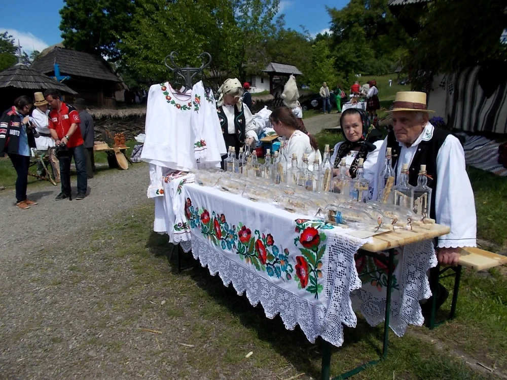 Meșterii populari își vor expune creațiile  FOTO Angela Sabău