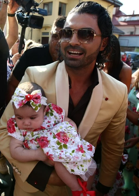 A fost paradă de vedete la botezul micuţei Rosa AlexandraFoto: Arhiva personală