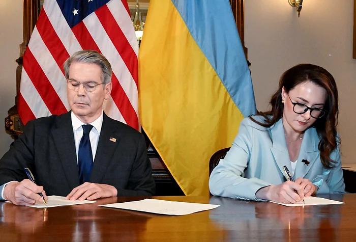 Secretarul Trezoreriei, Scott Bessent și ministrul ucrainean al Economiei, Iulia Sviridenko .