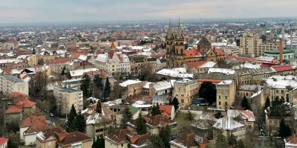 Panorama Timişoarei din locuinţa aflată la etajul 20  FOTO Ş.Both