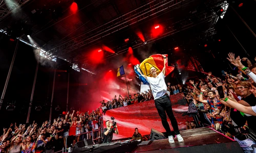 armin van buuren jpg