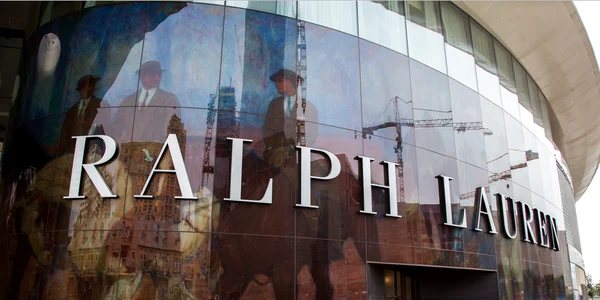 ralph lauren metaverse foto shutterstock png