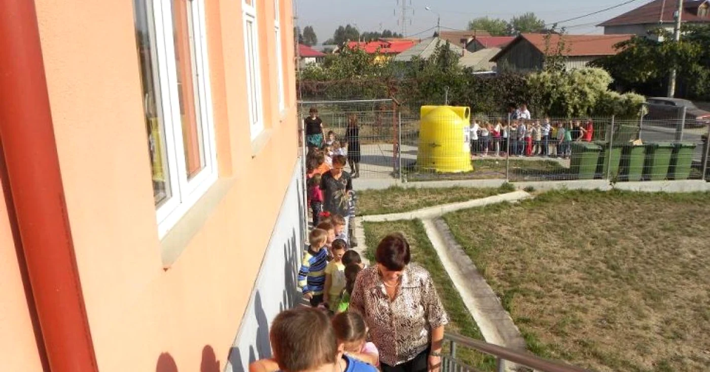 Exerciţii de evacuare în şcoli