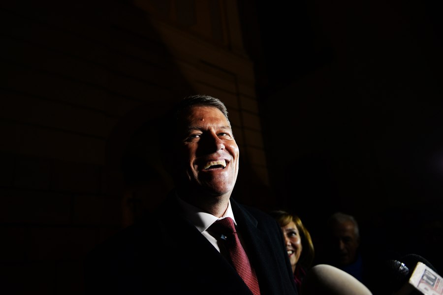 Klaus Iohannis, vidul vicios