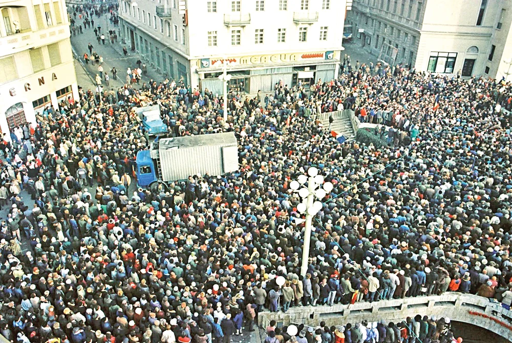 16 decembrie: Ziua în care a început sfârșitul dictaturii lui Ceauşescu. Cine a fost timişoreanul care a oprit tramvaiele
