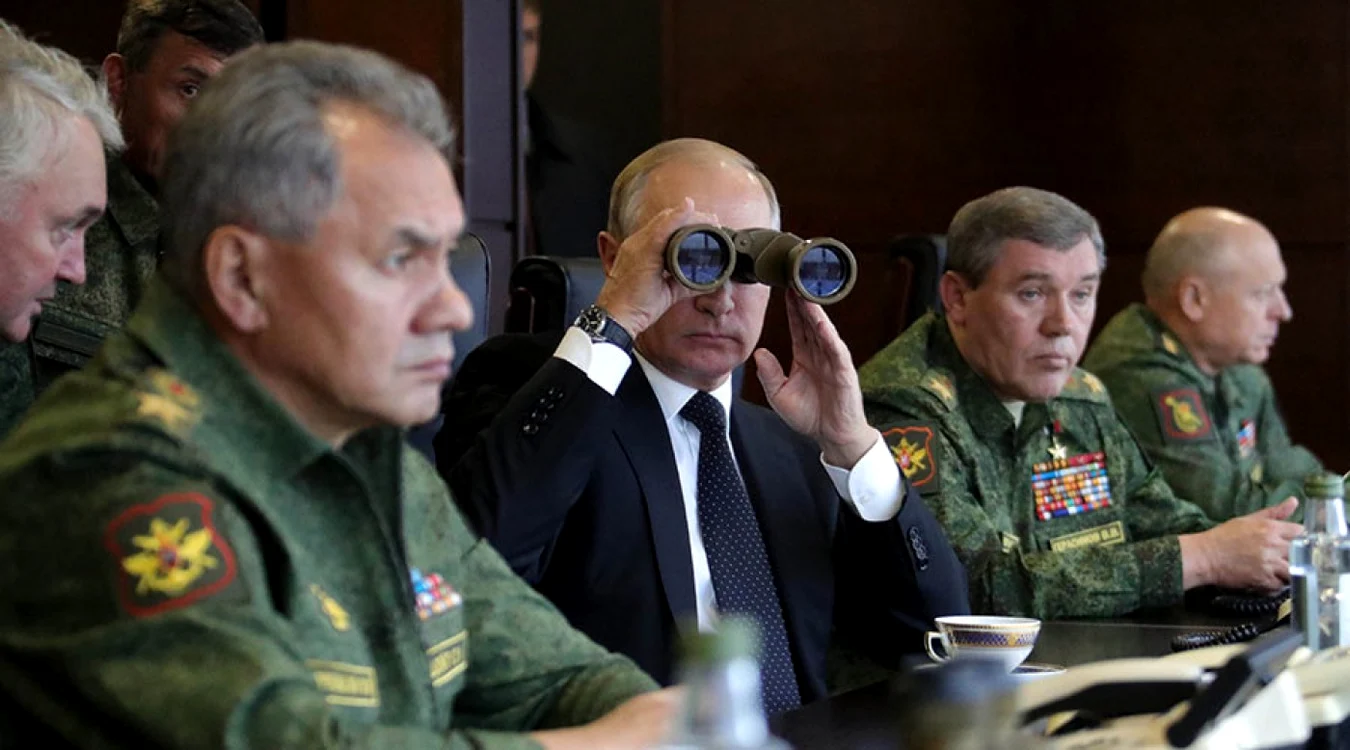 Vladimir Putin asista la exercitiul militar Zapad 2017 FOTO Sputnik