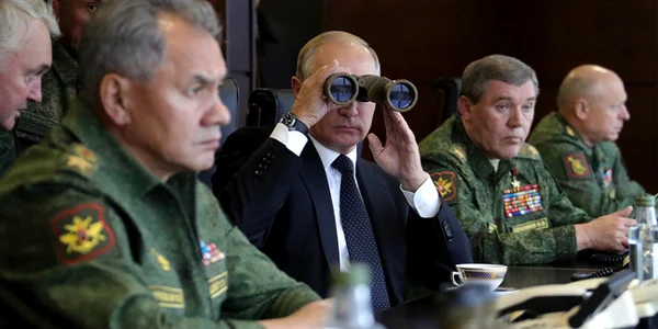 Vladimir Putin asista la exercitiul militar Zapad 2017 FOTO Sputnik