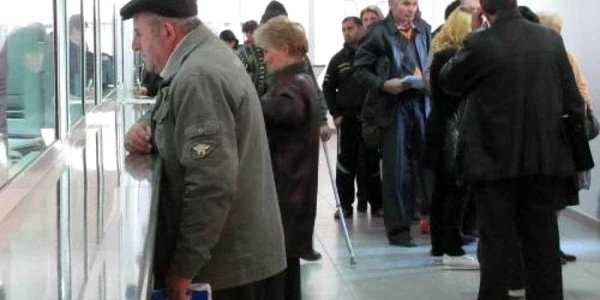 Peste 18.000 de persoane din Giurgiu vor primi mai mulţi bani pe cuponul de pensie