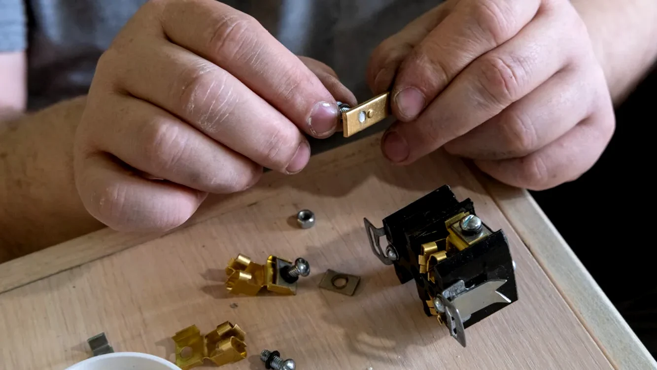 Electrocasnice pe care le aruncăm la gunoi, dar care ne-ar putea îmbogăți.