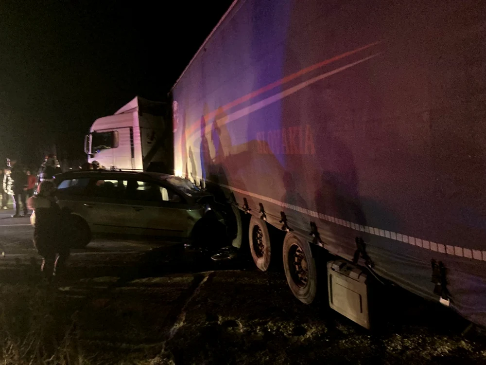 Accident rutier grav la intrare în Cristian - Sibiu pe DN 1 cu blocarea traficului Foto Adevărul - credit ISU Sibiu