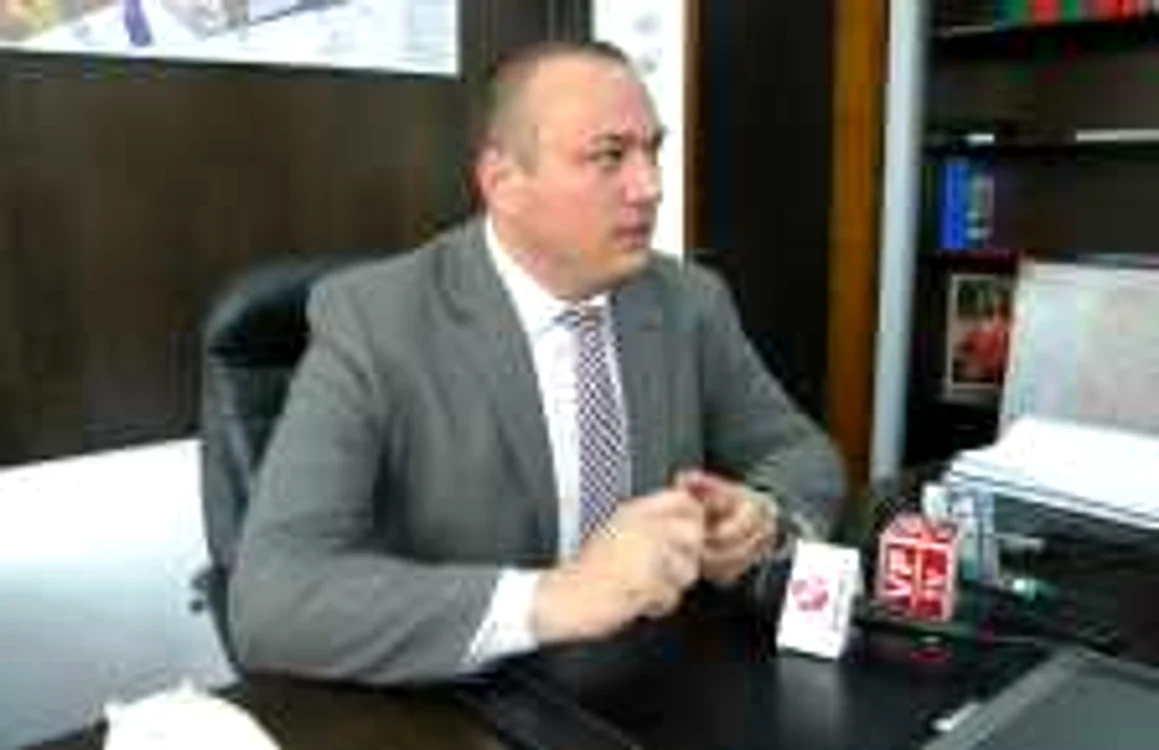 Primarul a cerut găsirea unei soluţii pentru ca oficiul poştal din Nord să nu se desfiinţeze. FOTO Adevărul Ploieşti