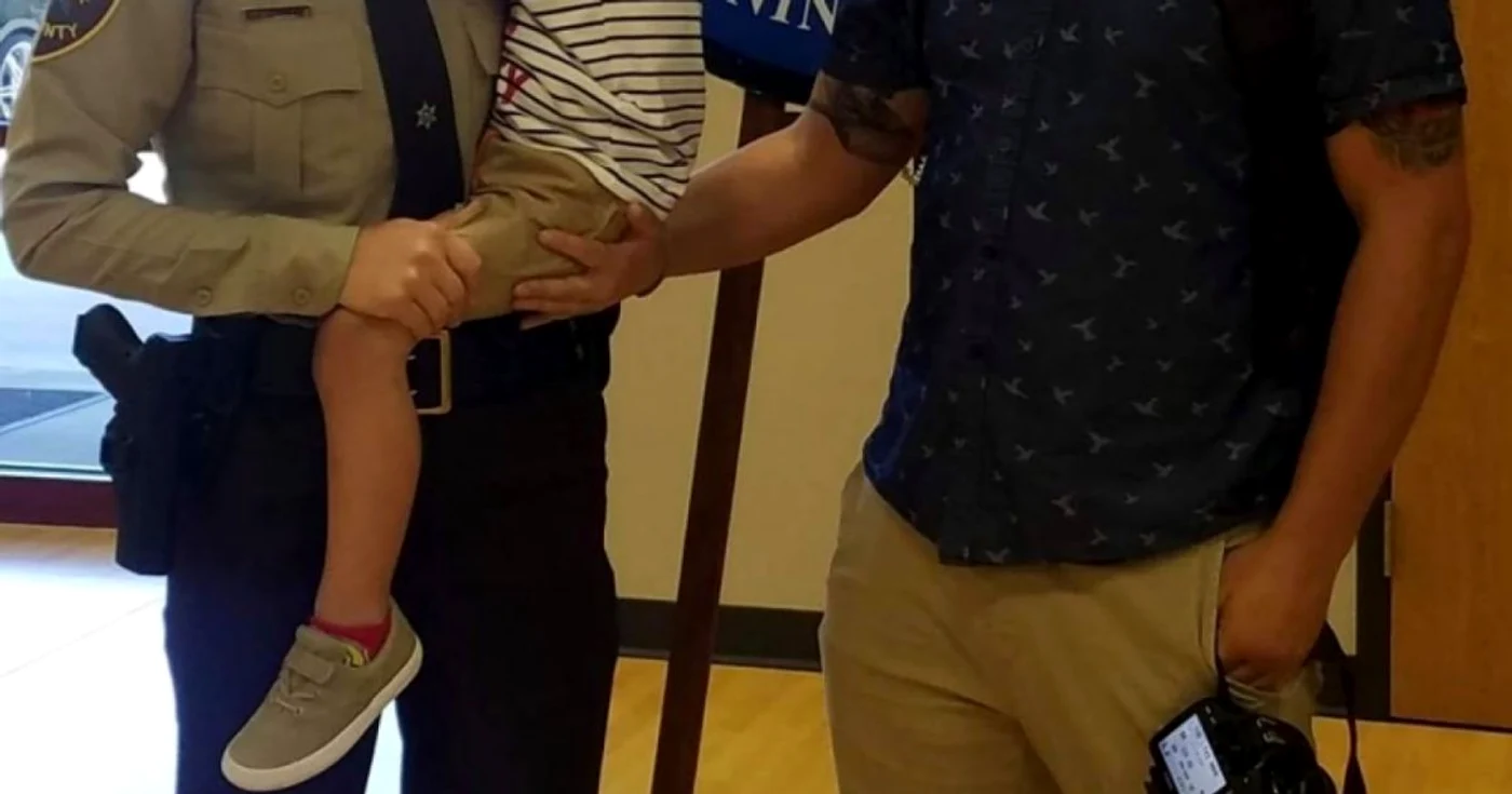 Dana Controneo si familia ei
