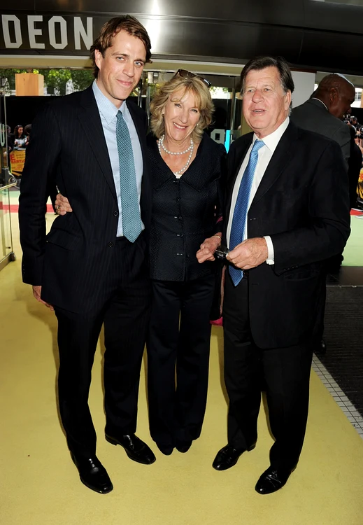 Annabel alături de soțul ei, Simon Elliot, și fiul lor, Ben foto Getty Images