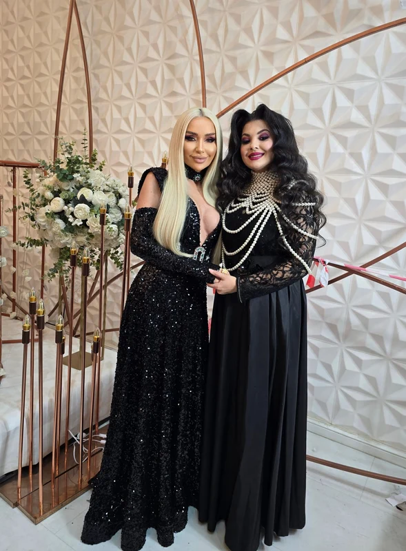 Medana Oprea și Sonia Trifan, la Bukarest Fashion Week foto: arhiva personală