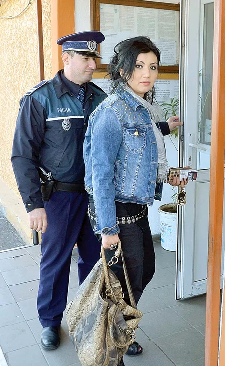 Adriana şi copiii au stat 3 zile la Minodora