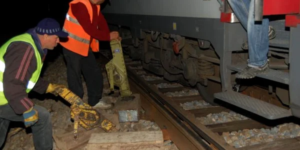 12 tineri au murit loviţi de tren