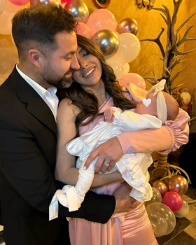 Micuța Ivana Nectaria a fost îmbrăcată în alb / foto: Instagram