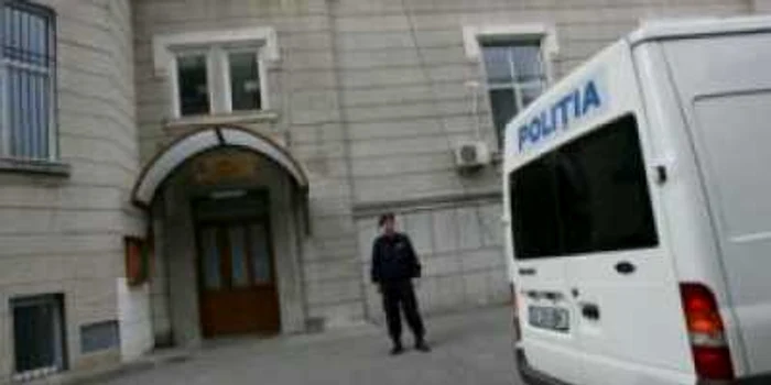 Rectorul Universităţii de Agronomie a fost reţinut de DNA