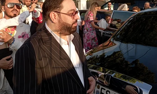 florin salam biserica 18 JPG