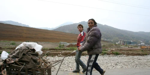 Hoţii de fier vechi (foto arhivă)