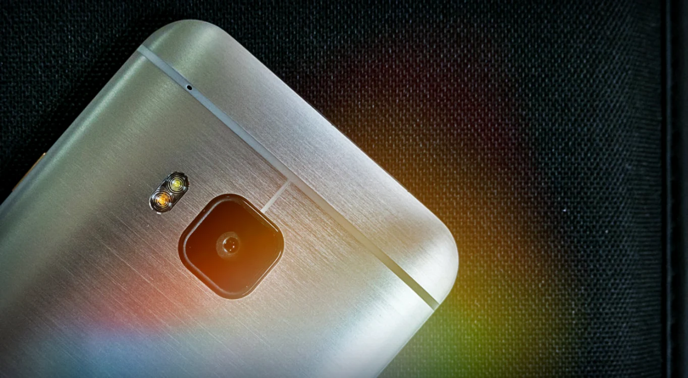 
    Adevărul pe care producătorii de telefoane nu vor să îl știiMarile companii te storc de bani prin câteva trucuri  