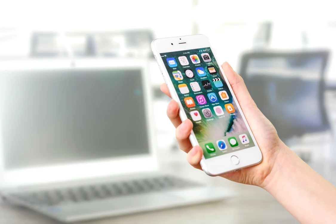 Telefon mobil SURSĂ Arhiva Adevărul