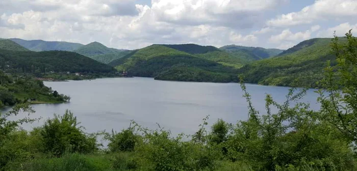 Lacul Cinciş. FOTO: Daniel Guţă. ADEVĂRUL.