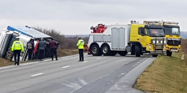 trafic blocat autotren