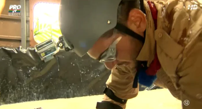 La una dintre probele "Sunt celebru, scoate-mă de aici", Dorian Popa a intrat în epava unui avion