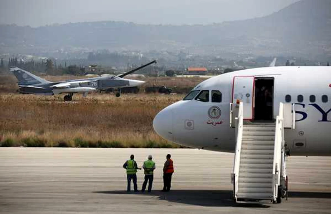 Un bombardier rusesc SU-24M decolează de a baza aeriana avion Hmeymim  în octombrie 2015 Foto EPA EFE (ARHIVA)
