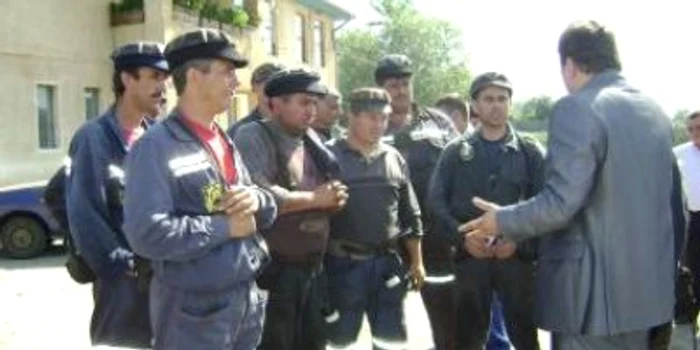 Turnu Severin: Calvarul din subteranul Minei Zegujani continuă pentru a patra zi consecutivă
