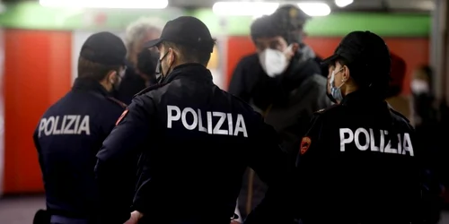 Politisti italieni FOTO EPA-EFE