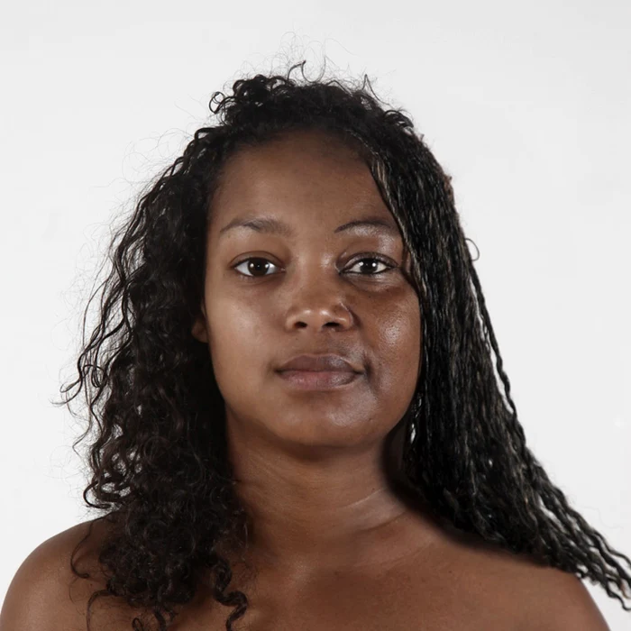Fiică şi mamă: Marie-Pier (18 ani) şi N'sira (49 de ani) FOTO ulriccollette.com