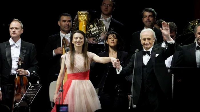 1 jose carreras si laura bretan la oradea 4 jpg jpeg