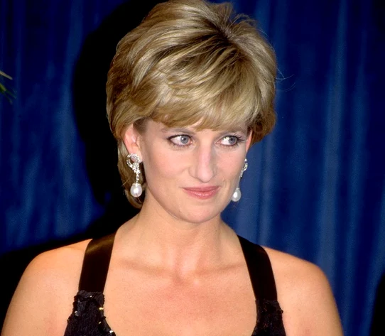 Diana a văzută ultima dată în rochie înainte de moartea ei tragică, în 1997 (foto: GettyImages)