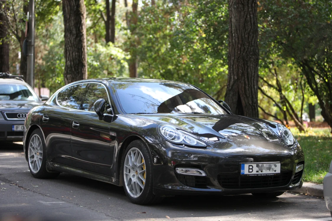 
    Noul Porsche Panamera, în Bucureşti  