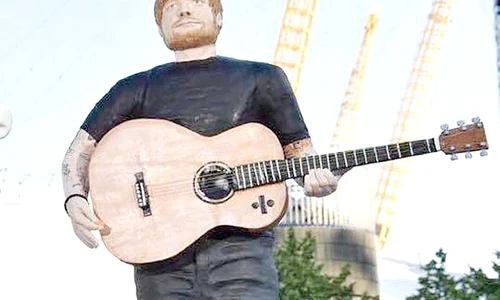 Cântărețul Ed Sheeran, în mărime naturală jpeg