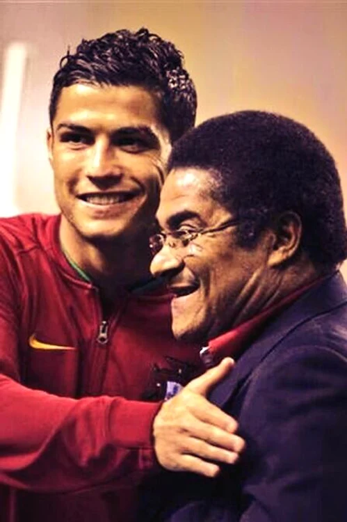 Ronaldo şi Eusebio (Foto: Twitter)