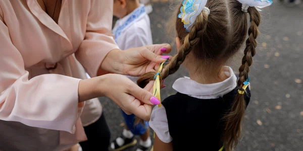 Copii și profesori ucraineni încep anul școlar la o școală gimnazială din București / 1 sep. 2022 / FOTO Inquam Photos / George Călin