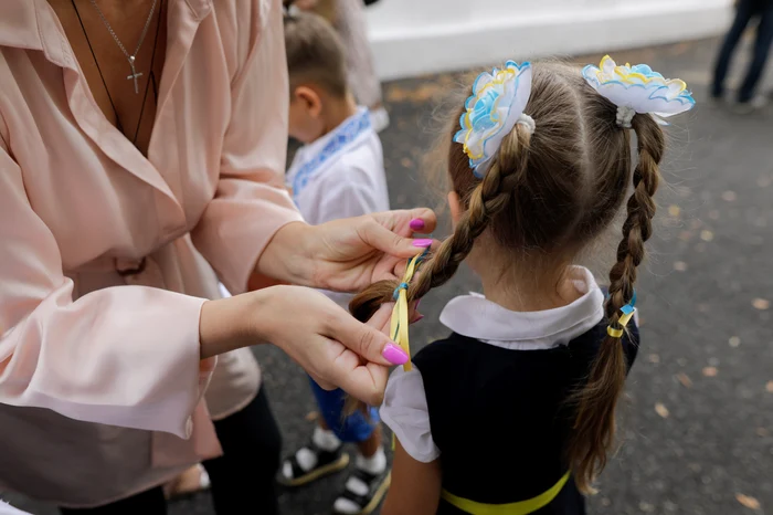 Elevii și preșcolarii din două imobile din Bacău vor fi mutați / FOTO: Inquam Photos / George Călin