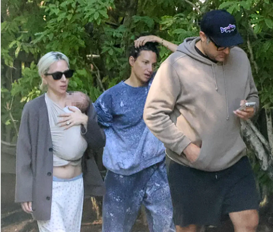 Lady Gaga a devenit mamă pentru prima dată