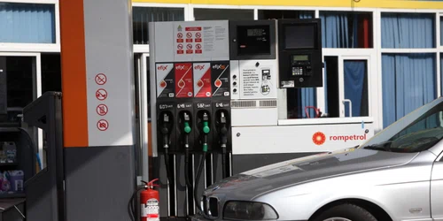 Prețurile afișate astăzi la stația Rompetrol, din Pipera  jpeg