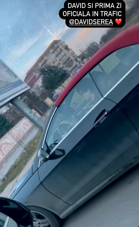 Anca Serea și-a filmat fiul în trafic