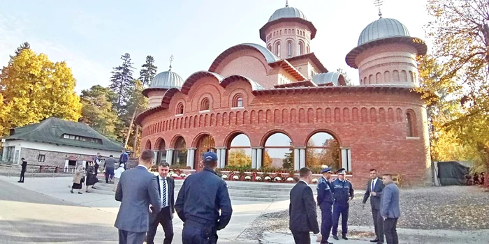 Aici odihnesc capetele încoronate ale României