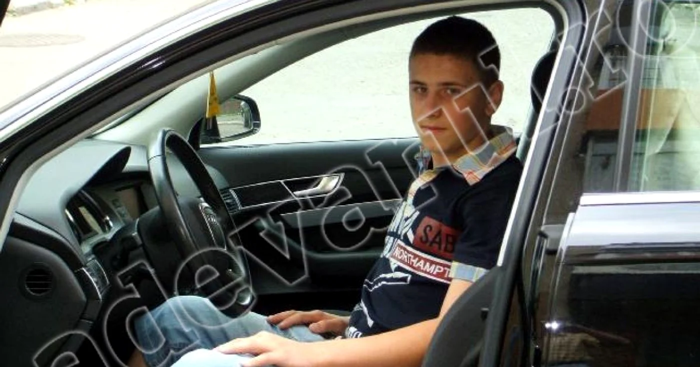 Iustin Iulian Scutaru a furat trei maşini