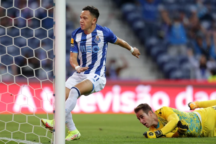 Brazilianul Pepe se află acum la izolareFoto: EPA-EFE