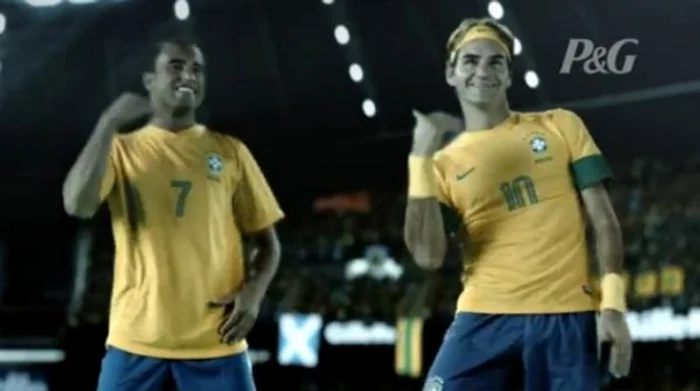 Federer danseaza in reclama precum marii fotbalisti