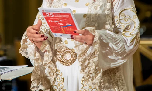 1 amalia enache regina maria tinuta liza panait 3 jpg jpeg